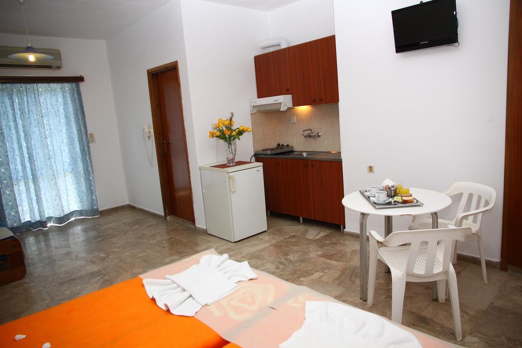 Poseidon Hotel Amoudara  Room photo